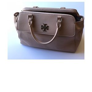 Beige Authentic Tory Burch purse, used once